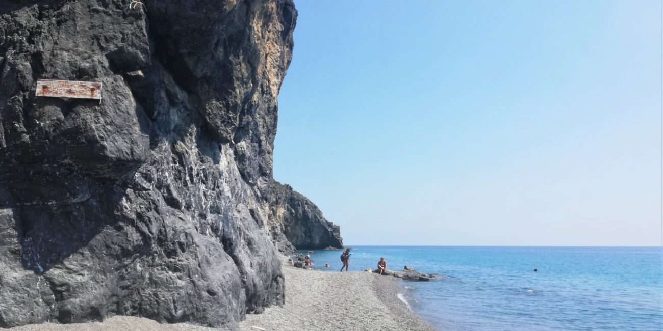 spiaggia del troncone di Camerota naturisti nudisti il cilentano cilento.jpg